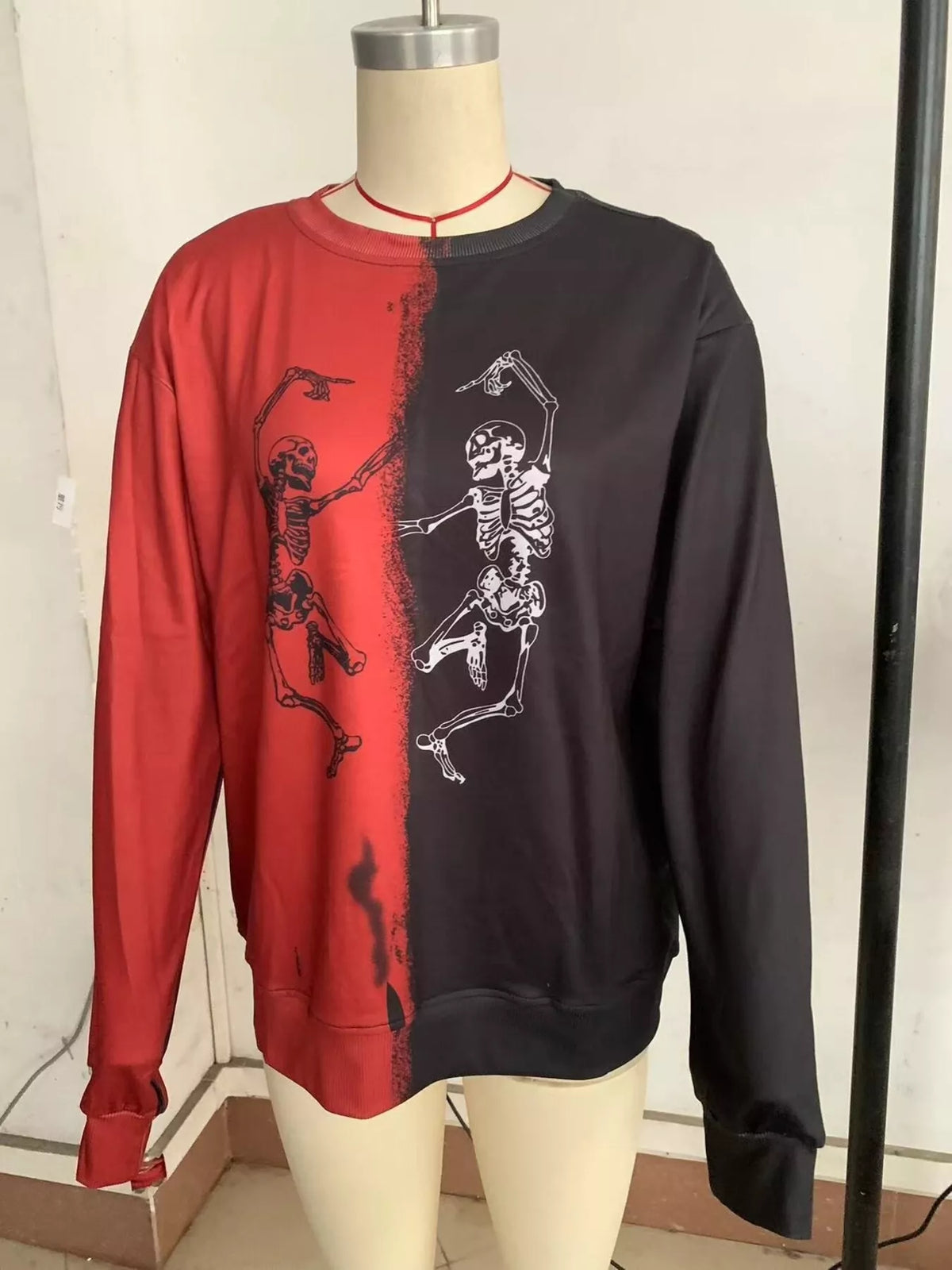 Halloween Skeleton Print Color Block Sweatshirt – Seraya Label Halloween Edit